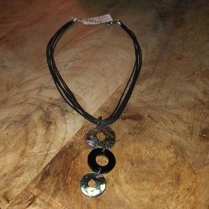 Beautiful choker necklace with leather and abalone